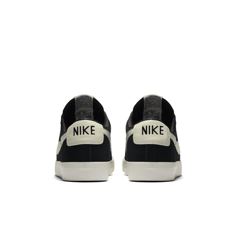 Nike SB Blazer Low GT Black Sail Black/Sail (704939-001)