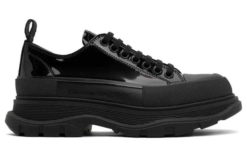 Alexander McQueen Black Patent Tread Slick Low (668774WIA35)