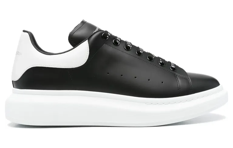 Alexander Mcqueen Oversized “Black/White” (553680 WIAIG 1070)