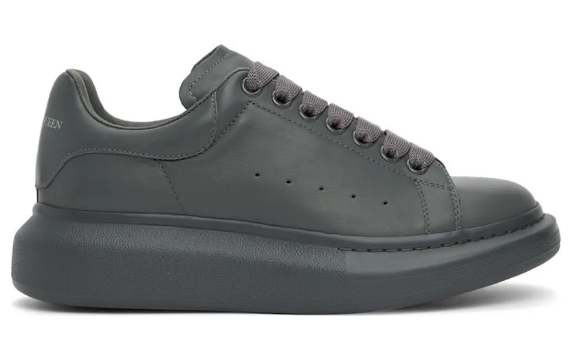 Alexander McQueen Oversized Lead Pencil (553680WIAGC1513)