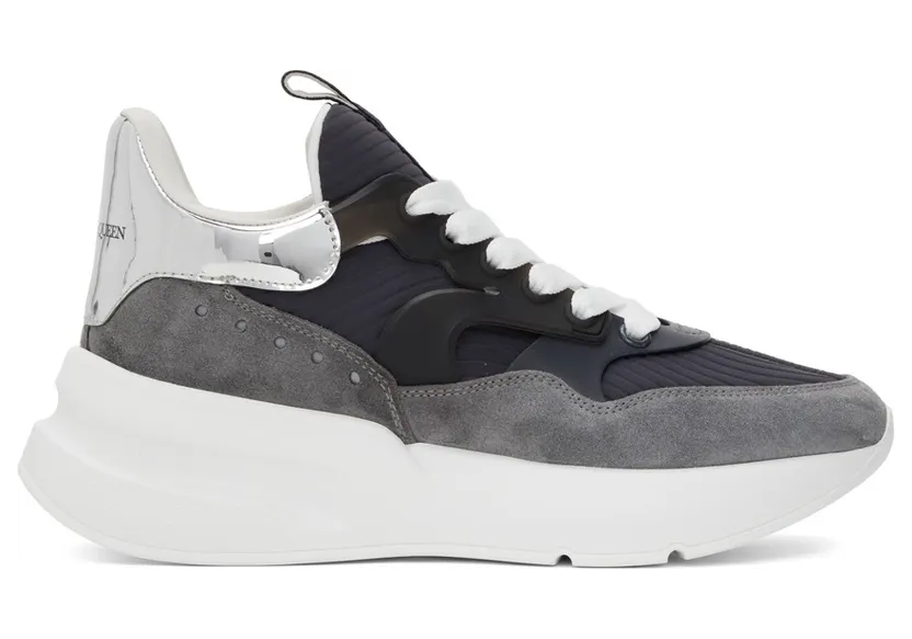 Alexander McQueen SSENSE Exclusive Grey & Navy Rib Suede (604281WHBGP)