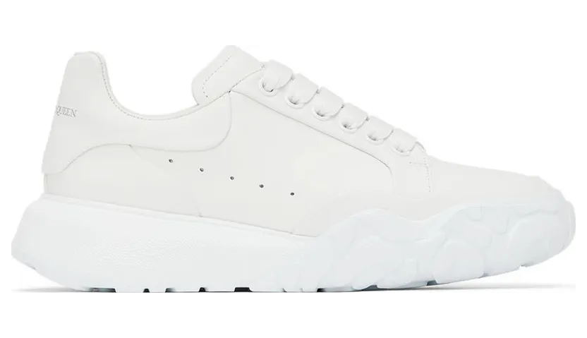Alexander McQueen White Court Trainer (705182WICD2 9000)