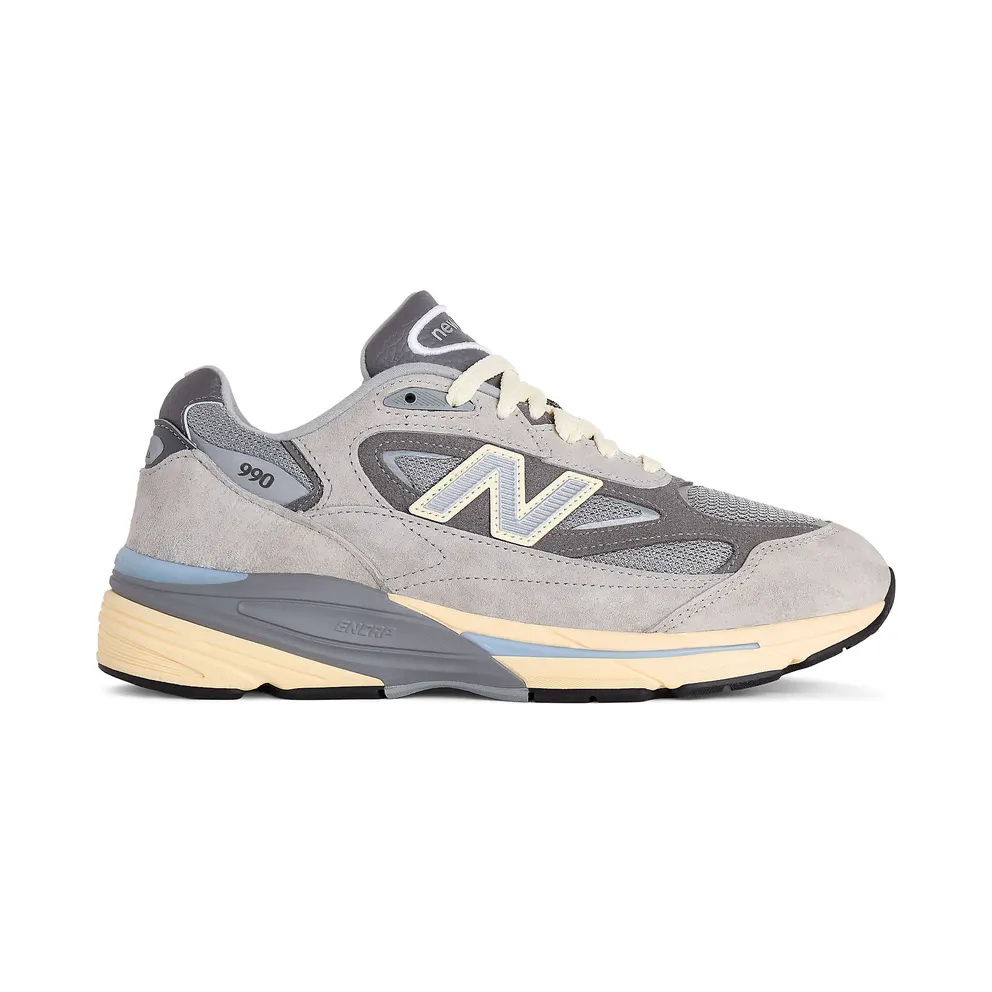 New Balance 990v7 (U990GR7)