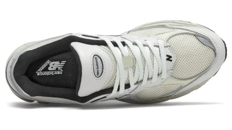 new-balance-2002r ML2002RQ