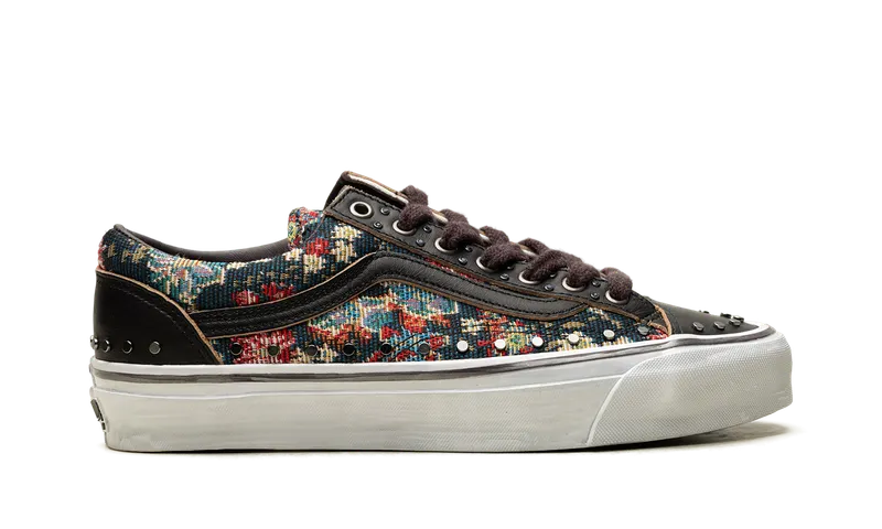 Vans OTW Old Skool 36 Vibram “Floral Rivets Black” (VN000D2GBLA)