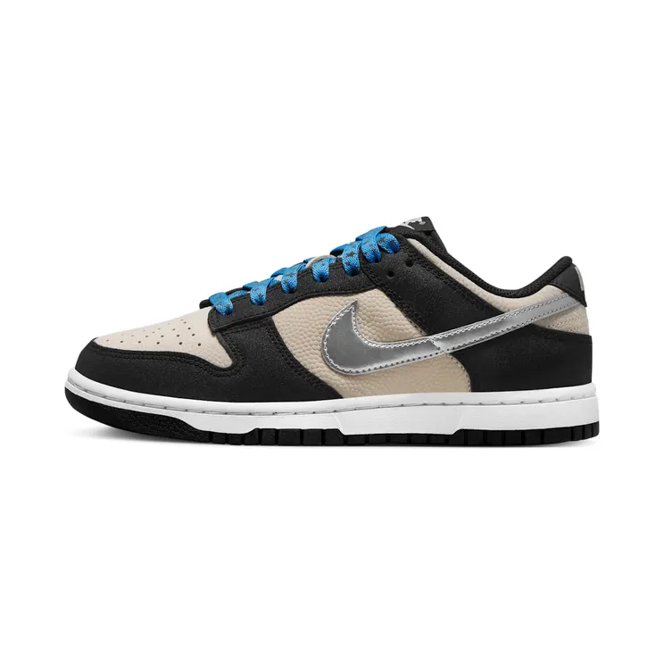 Nike DUNK LO MNS Starry Laces “Light Bone / Black / Summit White / Metallic Silver” (DZ4712-001)
