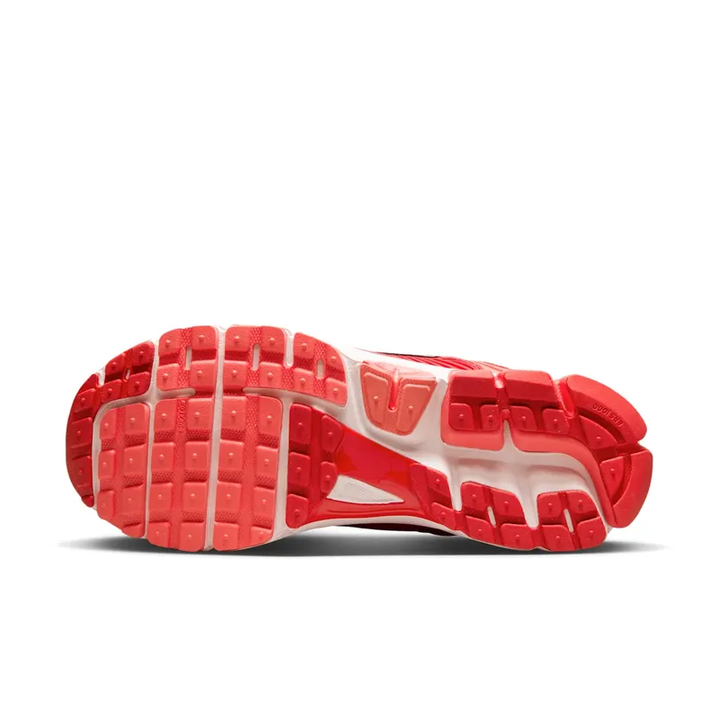 Nike Zoom Vomero 5 PRM “University Red Metallic Silver” (FN6833-657)