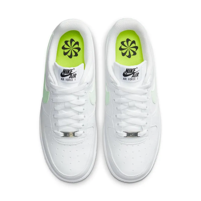 Nike AIR FORCE 1 ’07 NEXT NATURE “Barely Green” (DN1430-103)