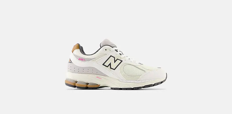New Balance 2002R “Warm Alpaca” (M2002RQW)