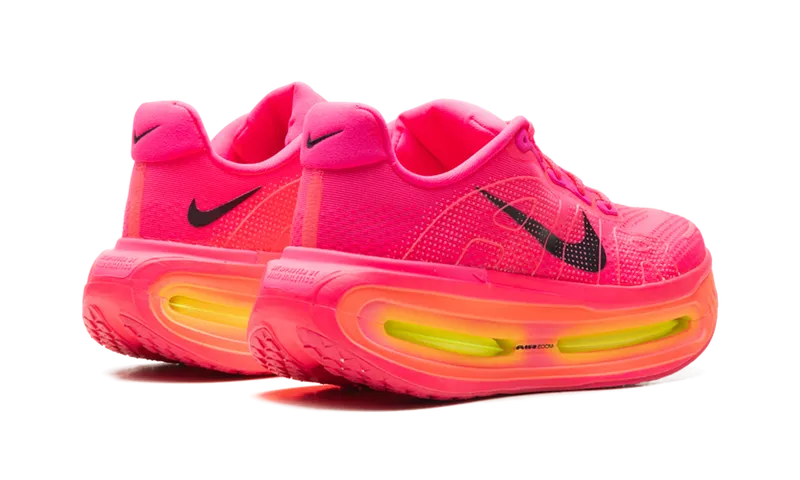 Nike Vomero Premium “Hyper Pink” (HM5973-603)