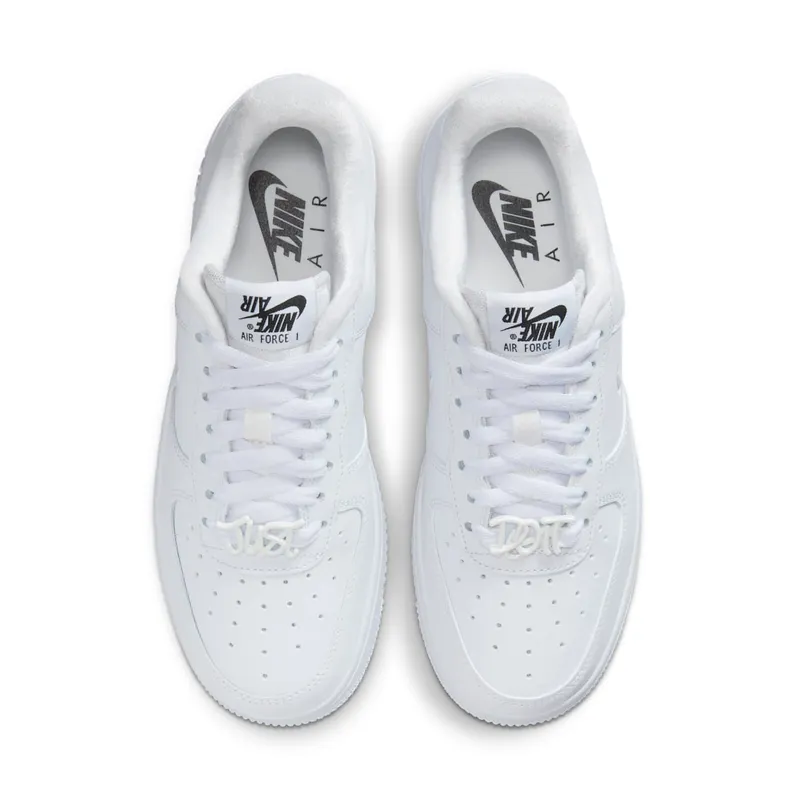 Nike AIR FORCE 1 ’07 SE “Tie Dye Swoosh” (FB8251-100)