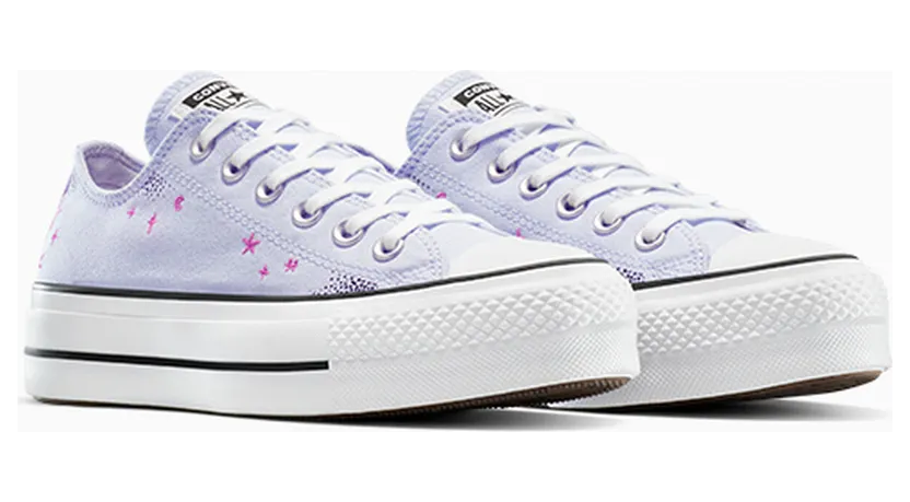 converse-sneaker A15004C