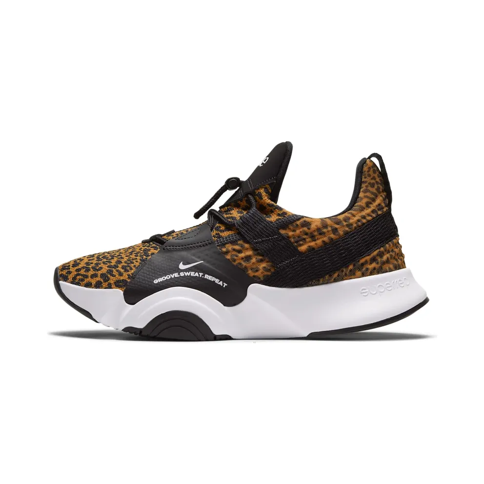 Nike SuperRep Groove Cardio-Tanzschuh für Weiß (CT1248-107)
