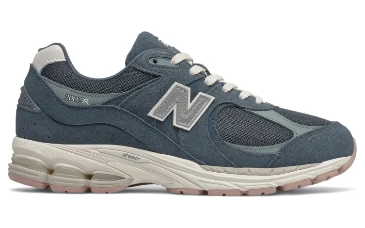 new-balance-2002r M2002RHC
