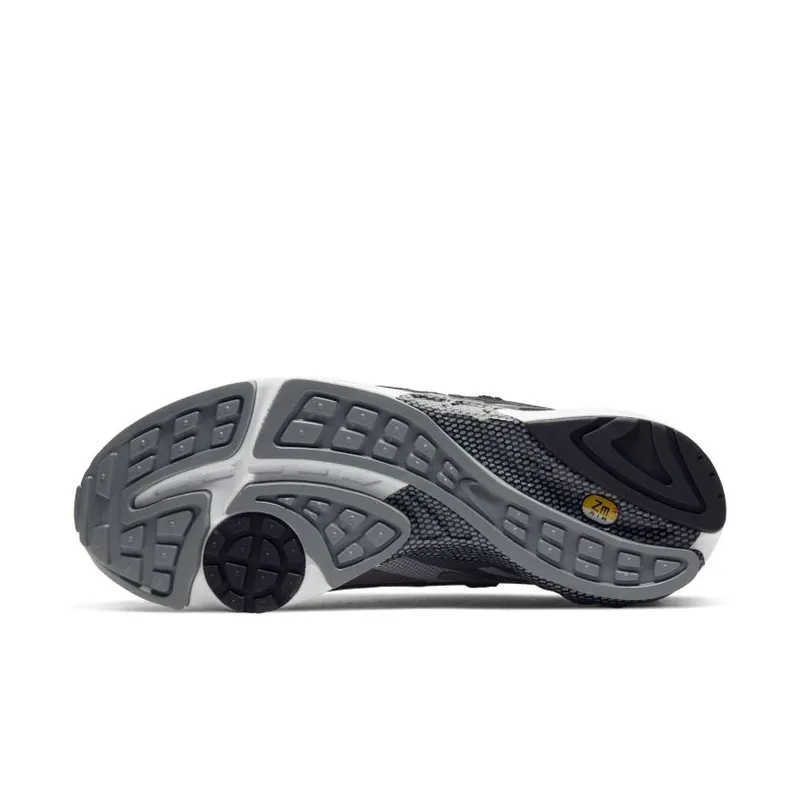 Nike Air Ghost Racer Cool Grey Black Cool Grey/Black-Wolf Grey-Dark Grey (AT5410-003)