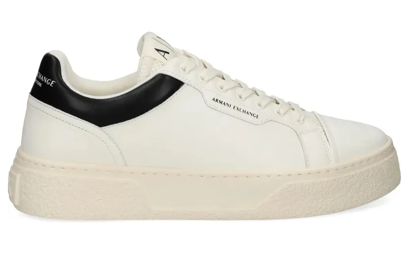 Armani Exchange mit Logo-Print – White (XUX236XV906)