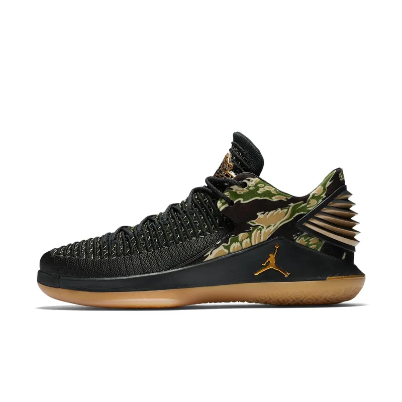 Jordan XXXII Low Camo Black/Metallic Gold-White (AA1256-021)