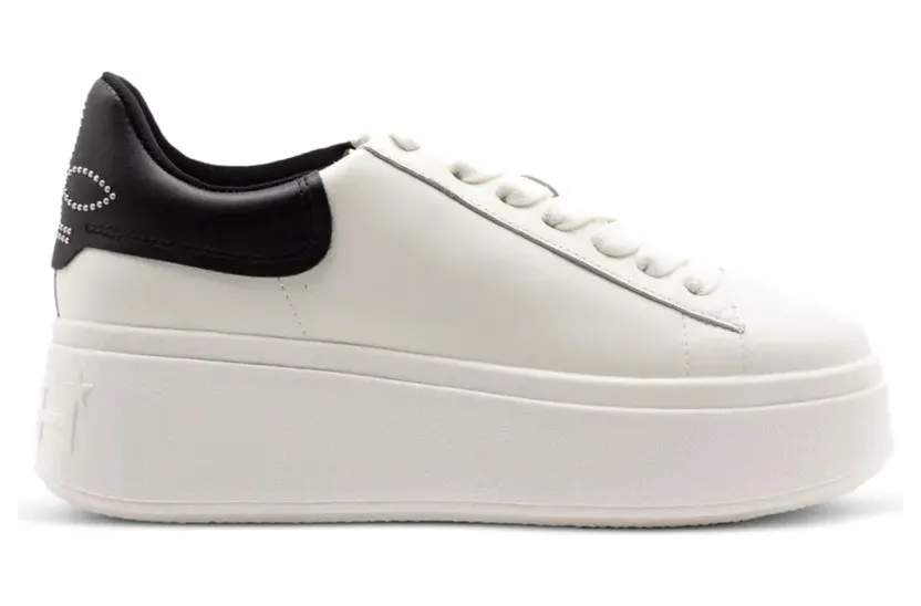 Ash Moby with studs – White (MOBYSTUDS02WHITEBLACK)