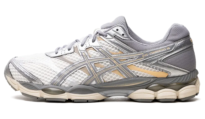 Asics GEL-Cumulus 16 “Cream / Clay Grey” (1203A733-101)