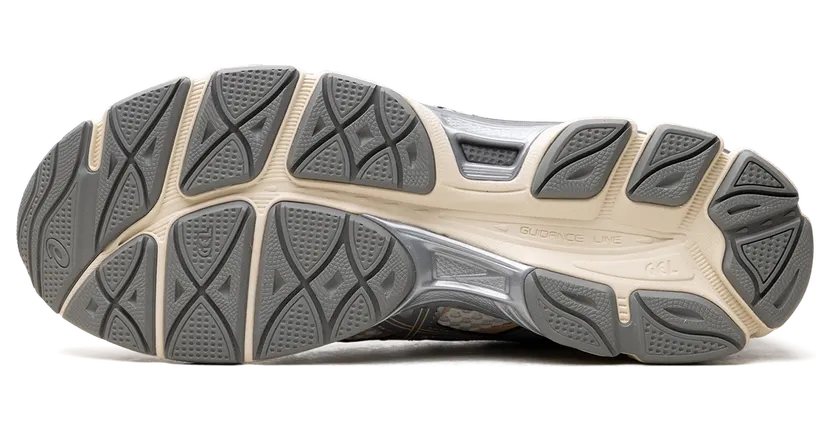 Asics GEL-Cumulus 16 “Cream / Clay Grey”: lowkey Runner, der alles matcht (4)