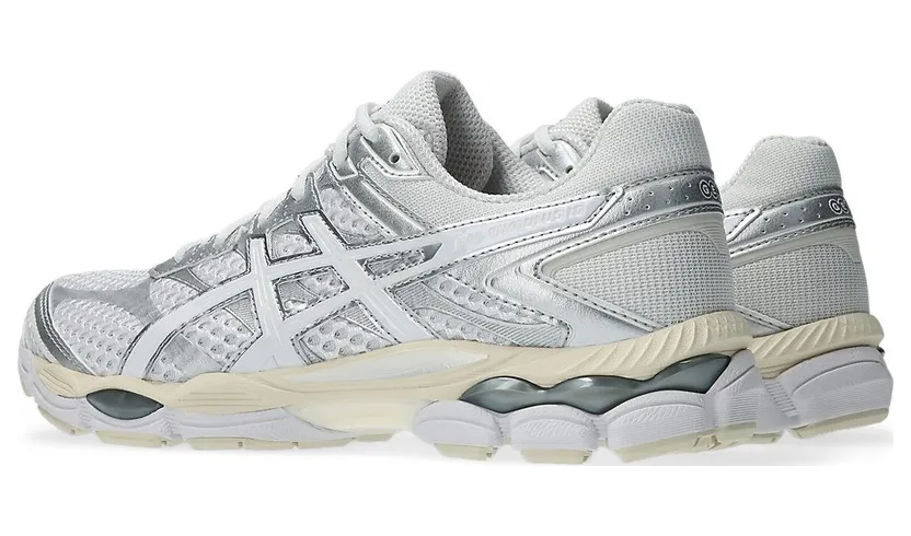 Asics Gel-Cumulus 16 “White”: weißer Runner ohne Getue (3)