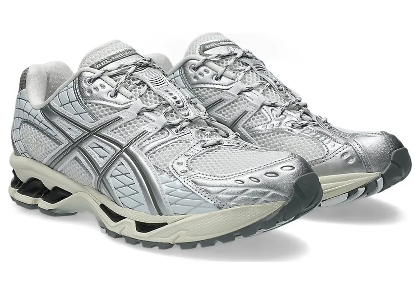 Asics GEL-NIMBUS 10.1 “White/Airy Blue”: frische Techrunner-Heat (2)