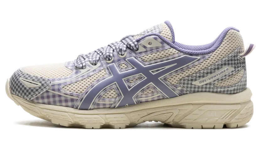 Asics Gel-Venture 6 “Check / Story mfg. Vanilla Violet Quartz” (1203A712-250)