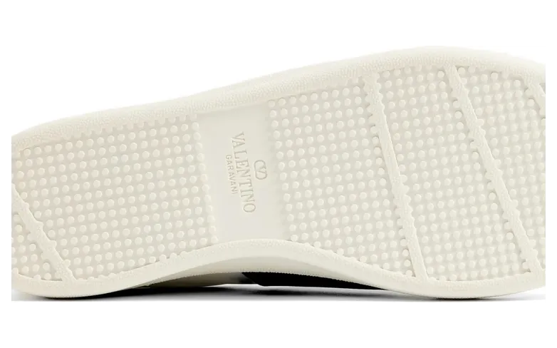 Valentino Garavani Open Royco “White” (9Y2S0N84BYA A01) (2)