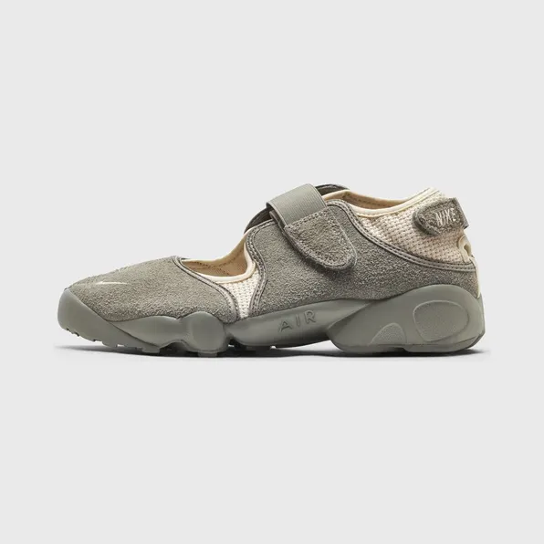 Nike WMNS AIR RIFT Brown