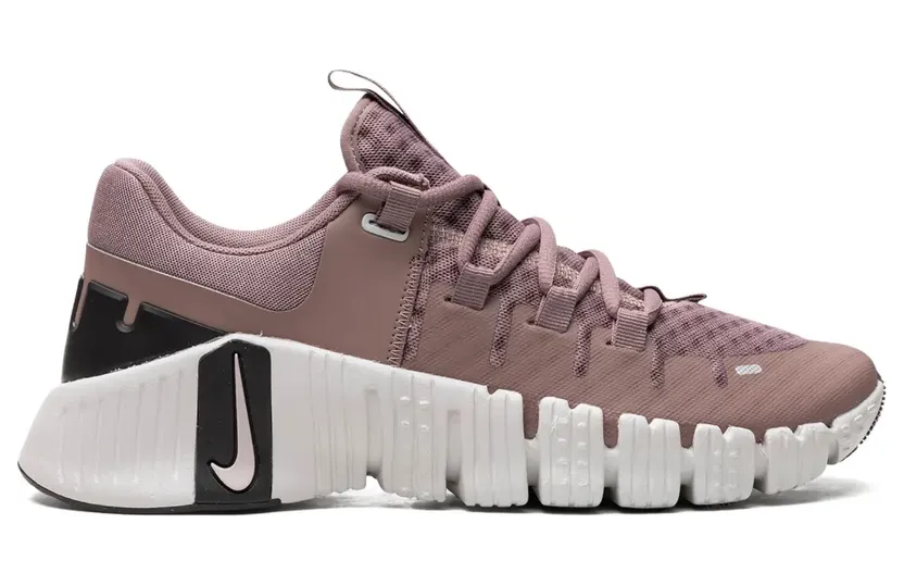 nike-free DV3950