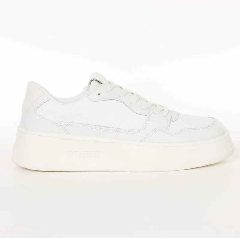 Guess sneaker Wit (FM5CIA-FAB12-WHITE)