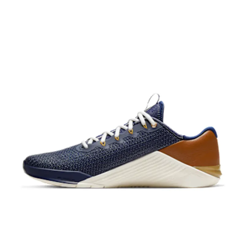 Nike Metcon 5 Amp Training Shoe “Blue Void / Sail / Pollen Rise / Gym Red” (CJ0772-461)