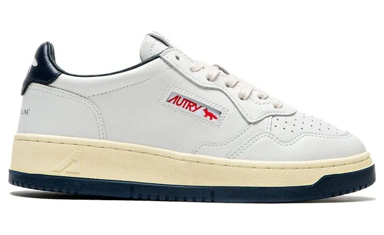 Autry Medalist Leather Low Maison Kitsuné White Navy (AULW-MK01)