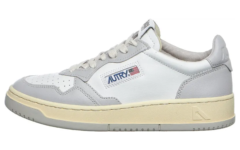Autry  Medalist Low White / Vapor (AULWWB10)