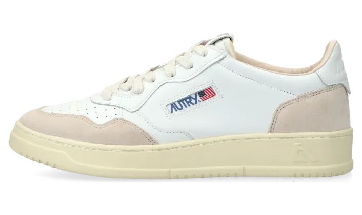 Autry Medalist Low White / White (AULWLS33)