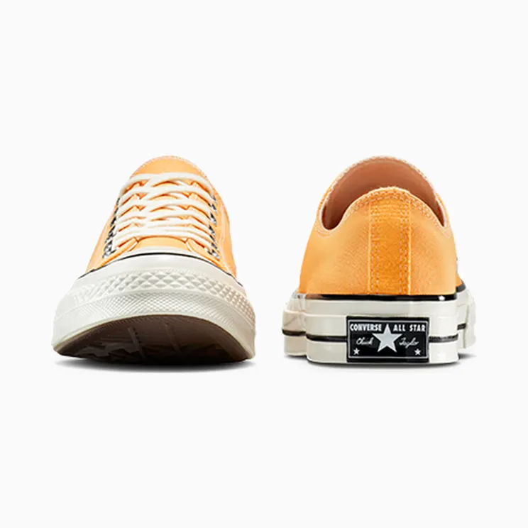 converse-chuck-taylor-all-star A13423C