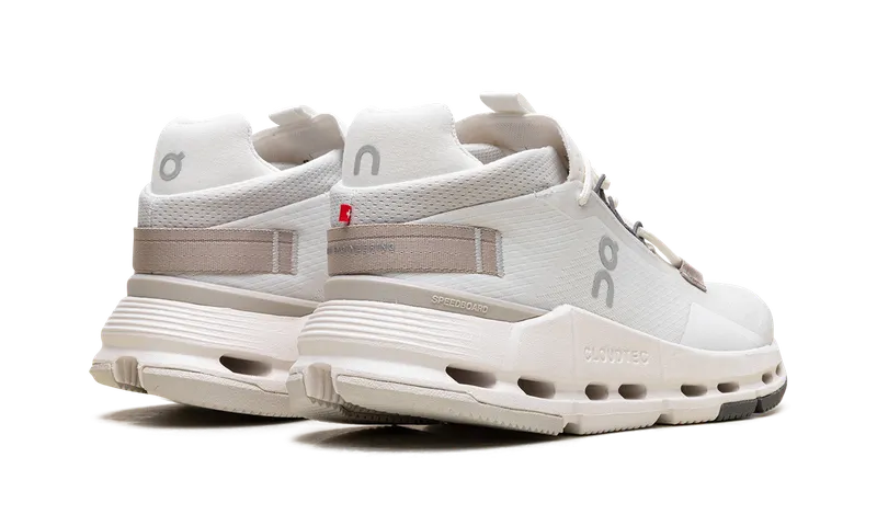 On Running Cloudnova 2 “Ice Sand” (3WE30222053)