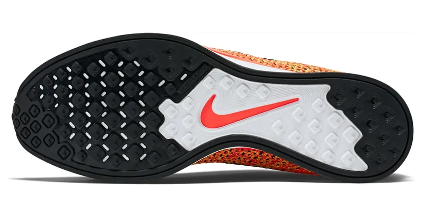 nike-flyknit-racer 526628-602