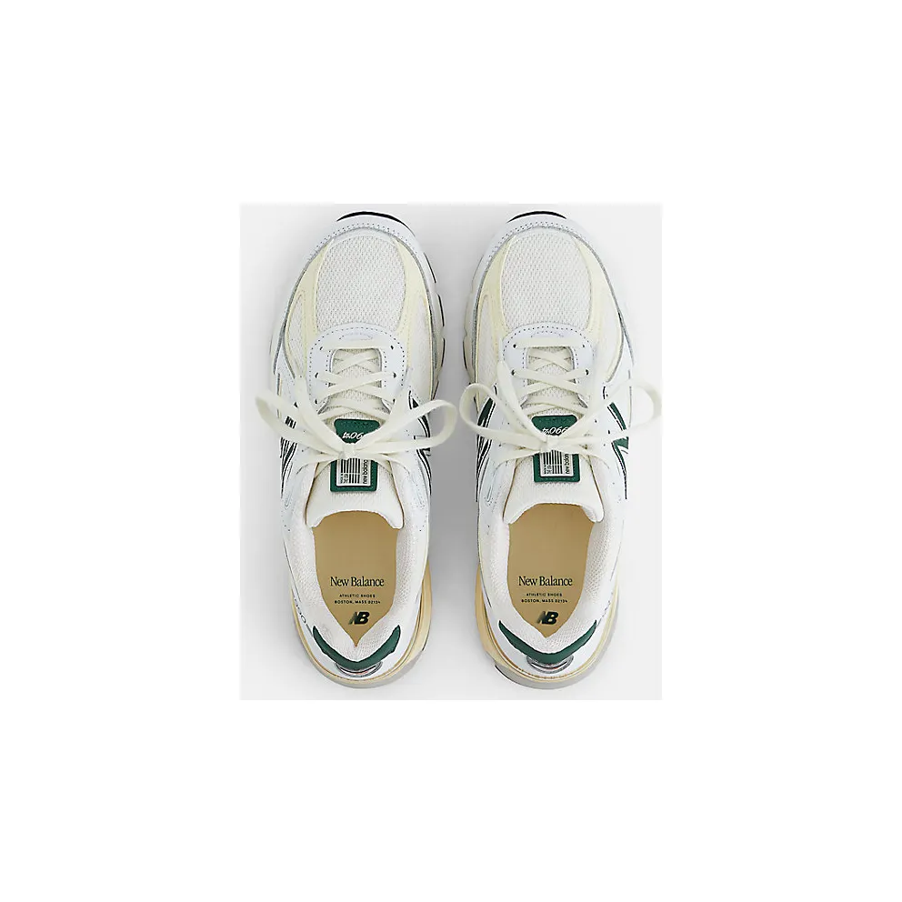 New Balance 990V4 “Made in the USA – White / Green” (U990TC4)