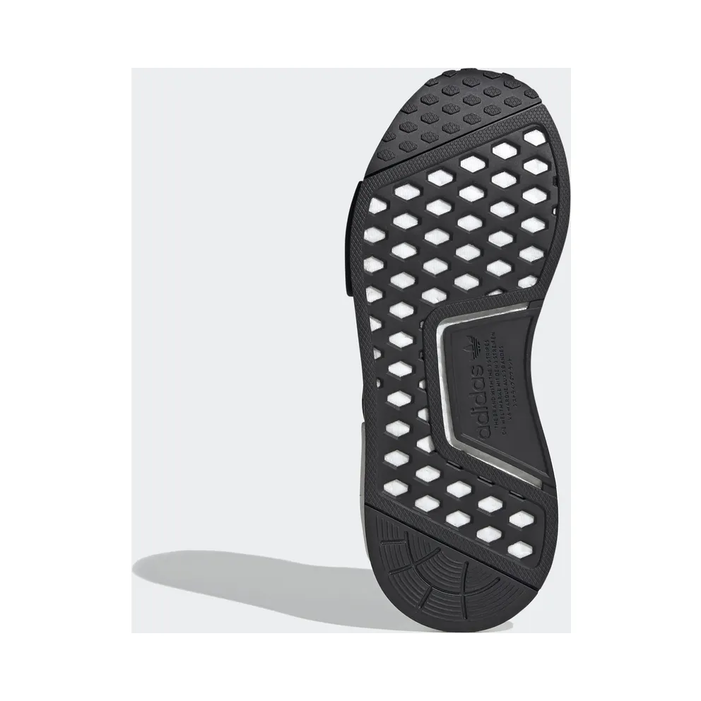 adidas NMD R1 Core Black Cloud White (GS) Core Black/Cloud White/Core Black (EF5861)