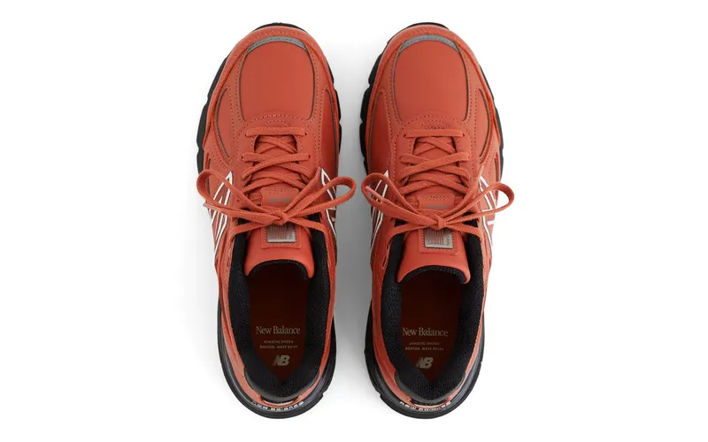 New Balance 990V4 MADE IN USA “TEDDY SANTIS – MAHOGANY BLACK” (U990RB4)