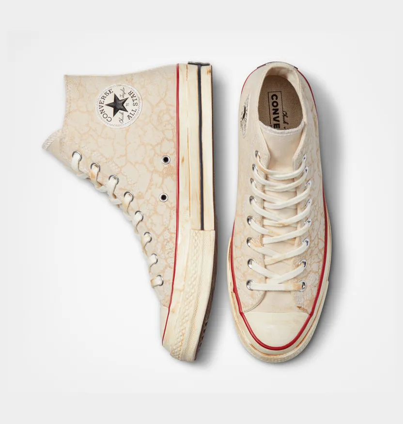 converse-chuck-taylor-all-star A04310C