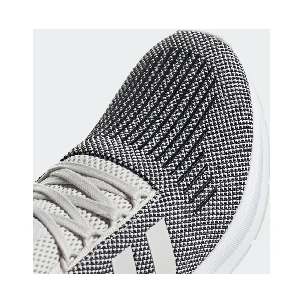 adidas Swift Run Talc / Talc / Ftwr White (B37736)