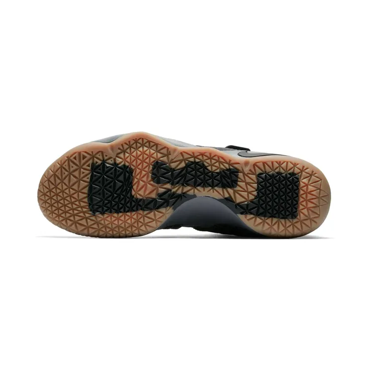 nike-lebron 897646-003