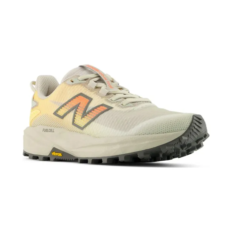 new-balance-fuelcell-rebel WRBT6G2