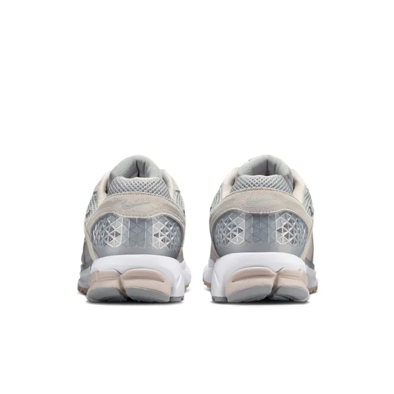 Nike Zoom Vomero 5 “Light Orewood Brown” (HF1553-101)