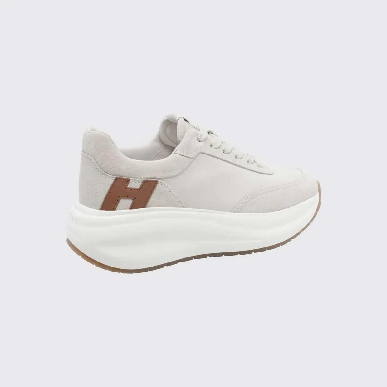 Hogan H696 Sneakers in Smooth Calfskin and Suede with Chunky Sole Beige (HXW6960GG30UIT0BAL) (2)