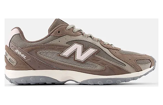 New Balance 204L “Cortado”: lage koffieprik met monsterklasse