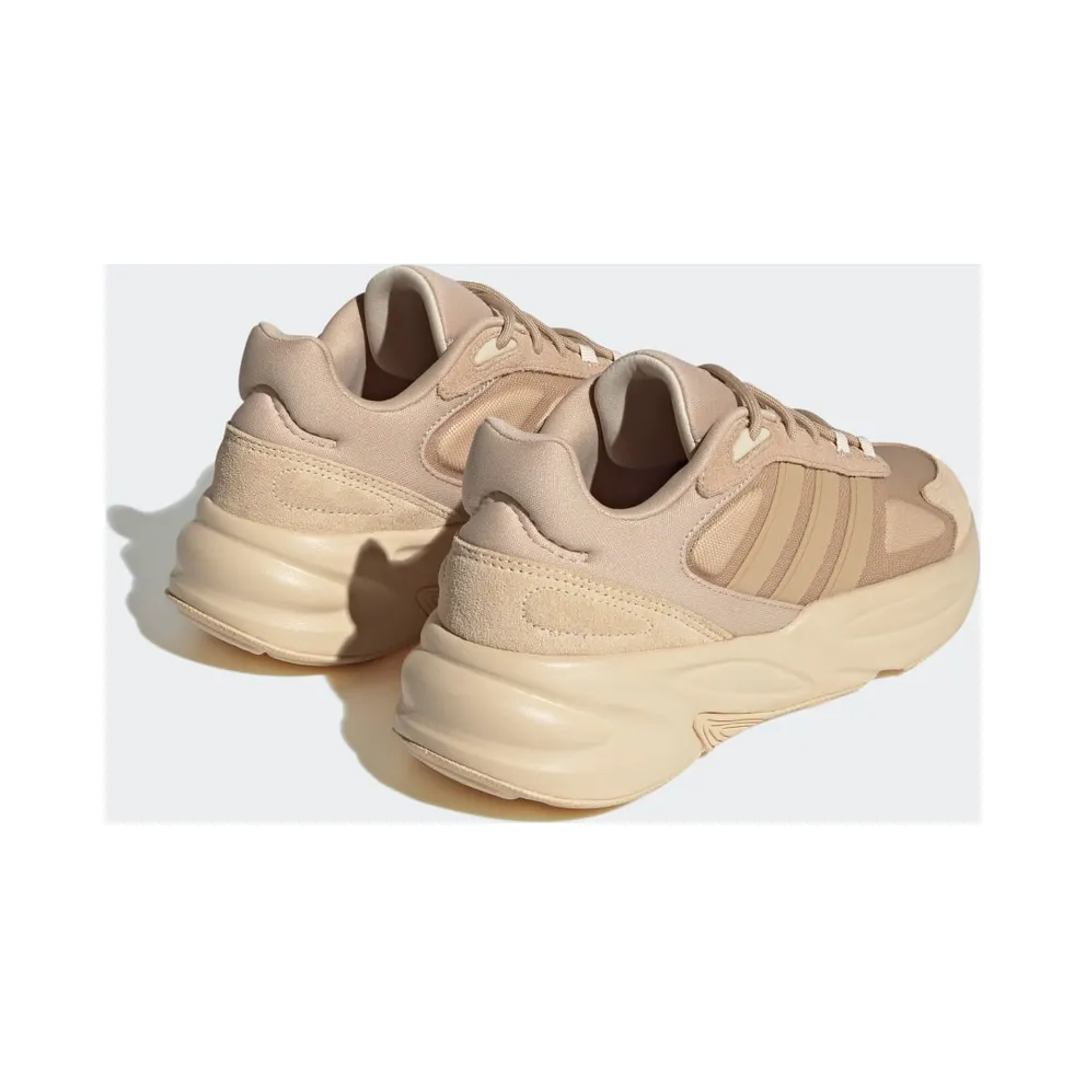 adidas Ozelle Cloudfoam Lifestyle Magic Beige / Magic Beige / Sand Strata (HP2692)
