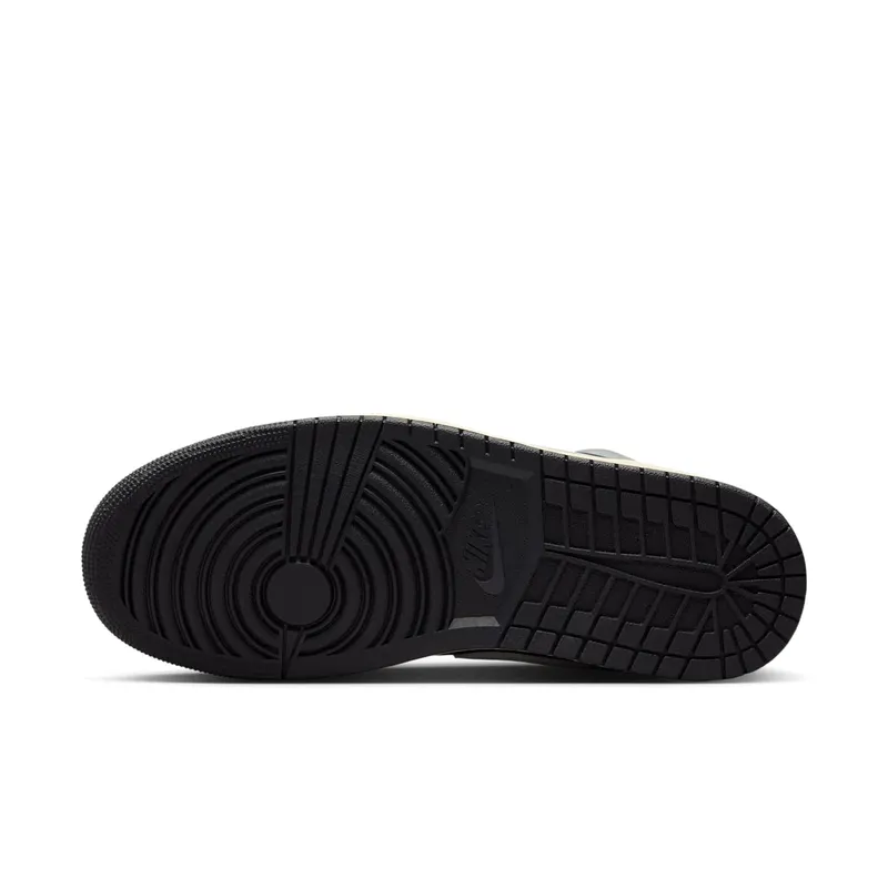 Air Jordan 1 Low SE “Light Smoke Grey” (HQ2010-012)